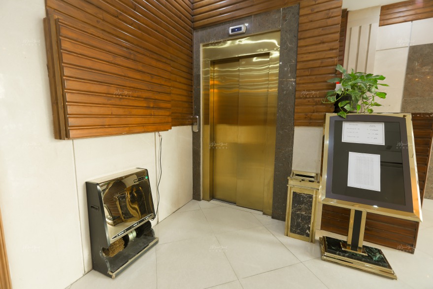 آسانسور طبقات مهمانپذیر زیارت مشهد